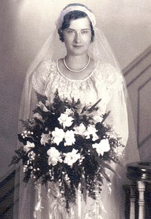Dorothy on her wedding day, 1930